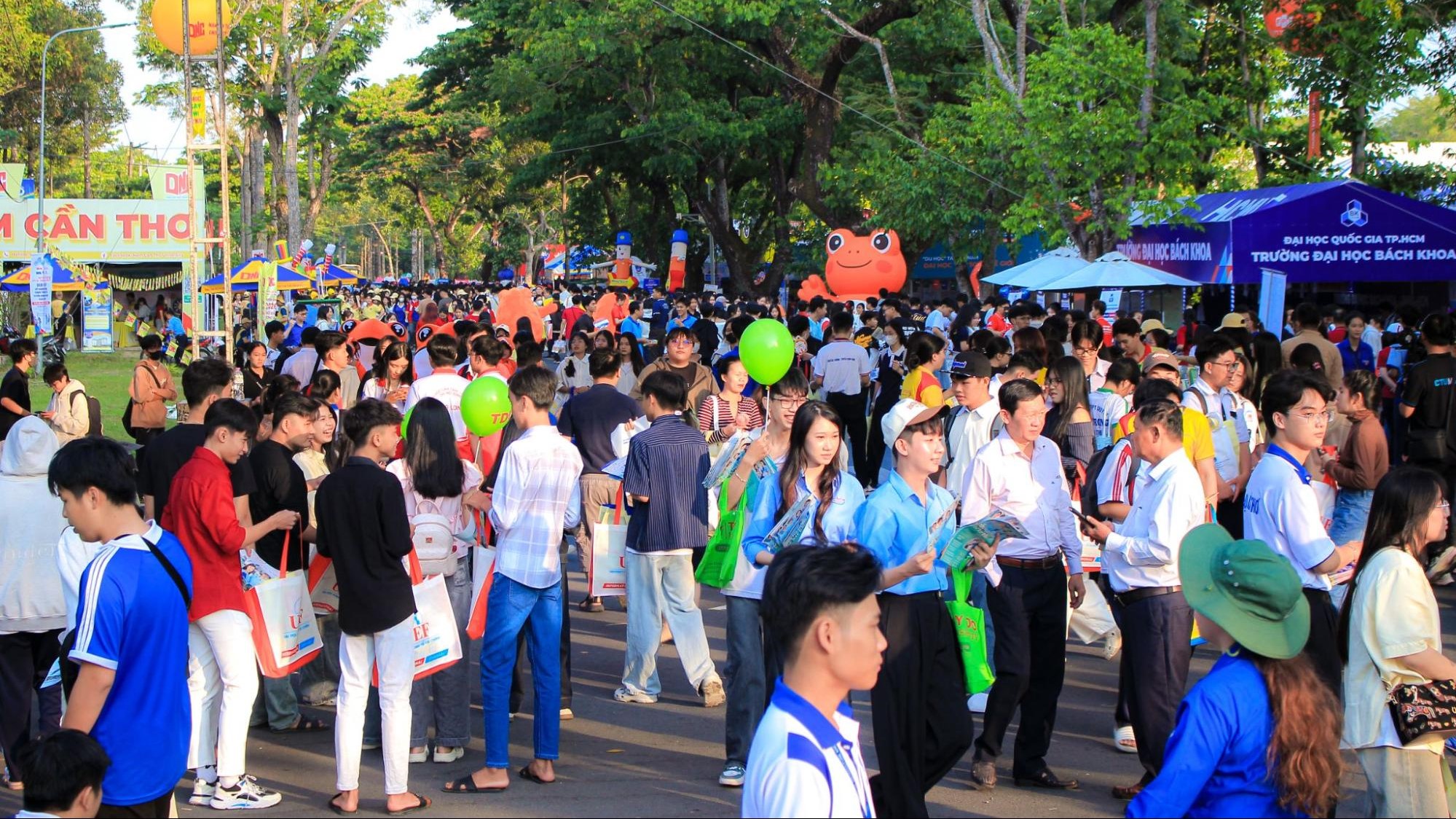 Ngày hội Tư vấn Tuyển sinh - Hướng nghiệp 2026:…