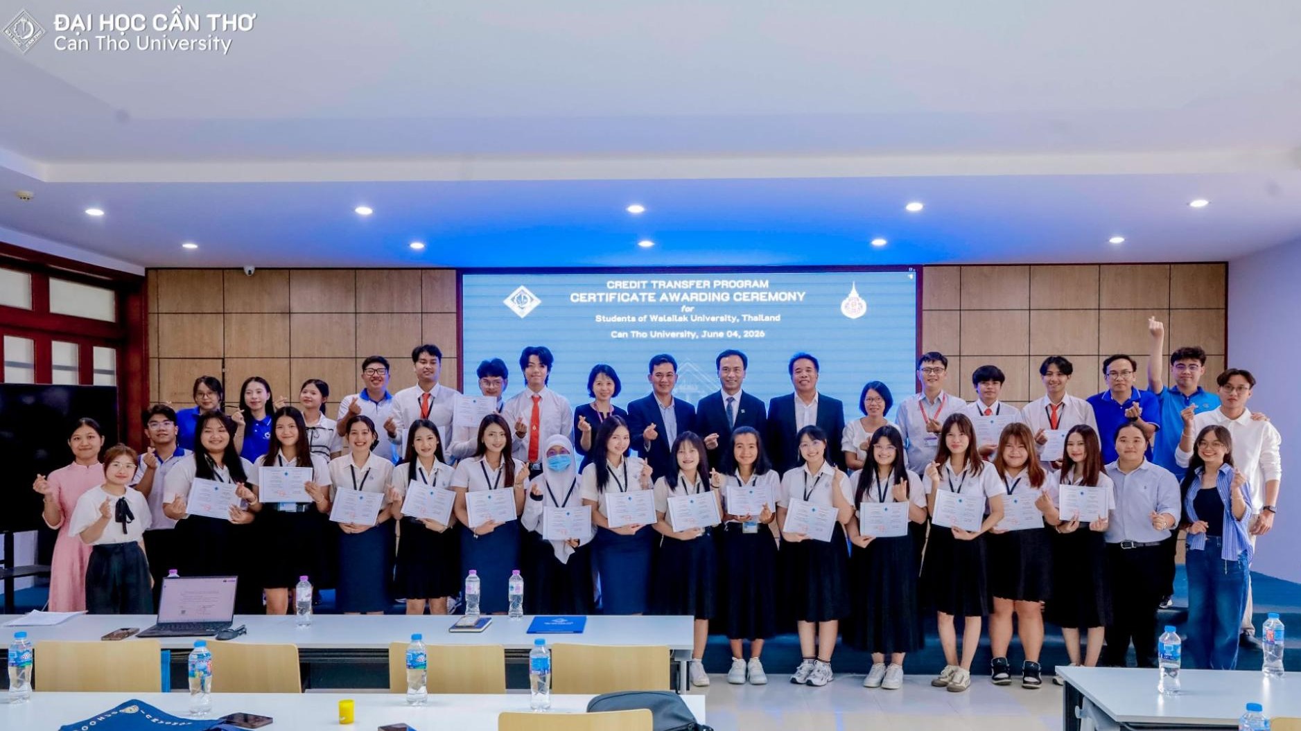 19 sinh viên Trường Đại học Walailak (Thái Lan) hoàn…