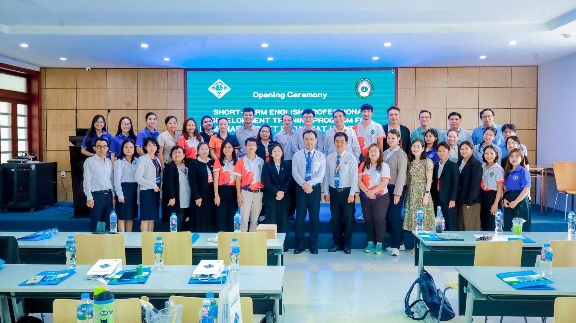 Đại học Cần Thơ khai giảng chương trình đào tạo…
