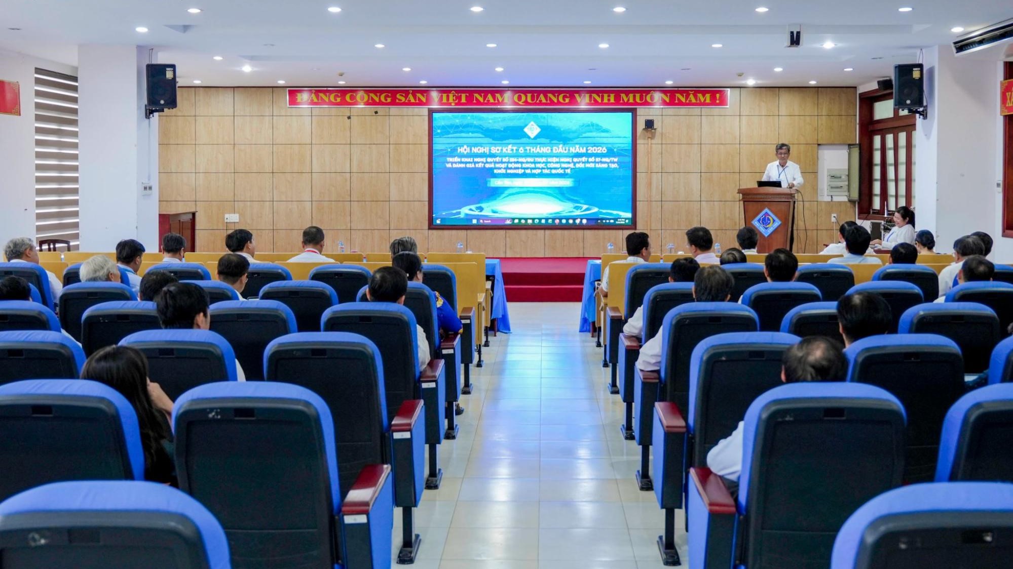 Đại học Cần Thơ sơ kết 6 tháng đầu năm 2026 triển khai Nghị quyết số 234-NQ/ĐU và đánh giá hoạt động khoa học, công…