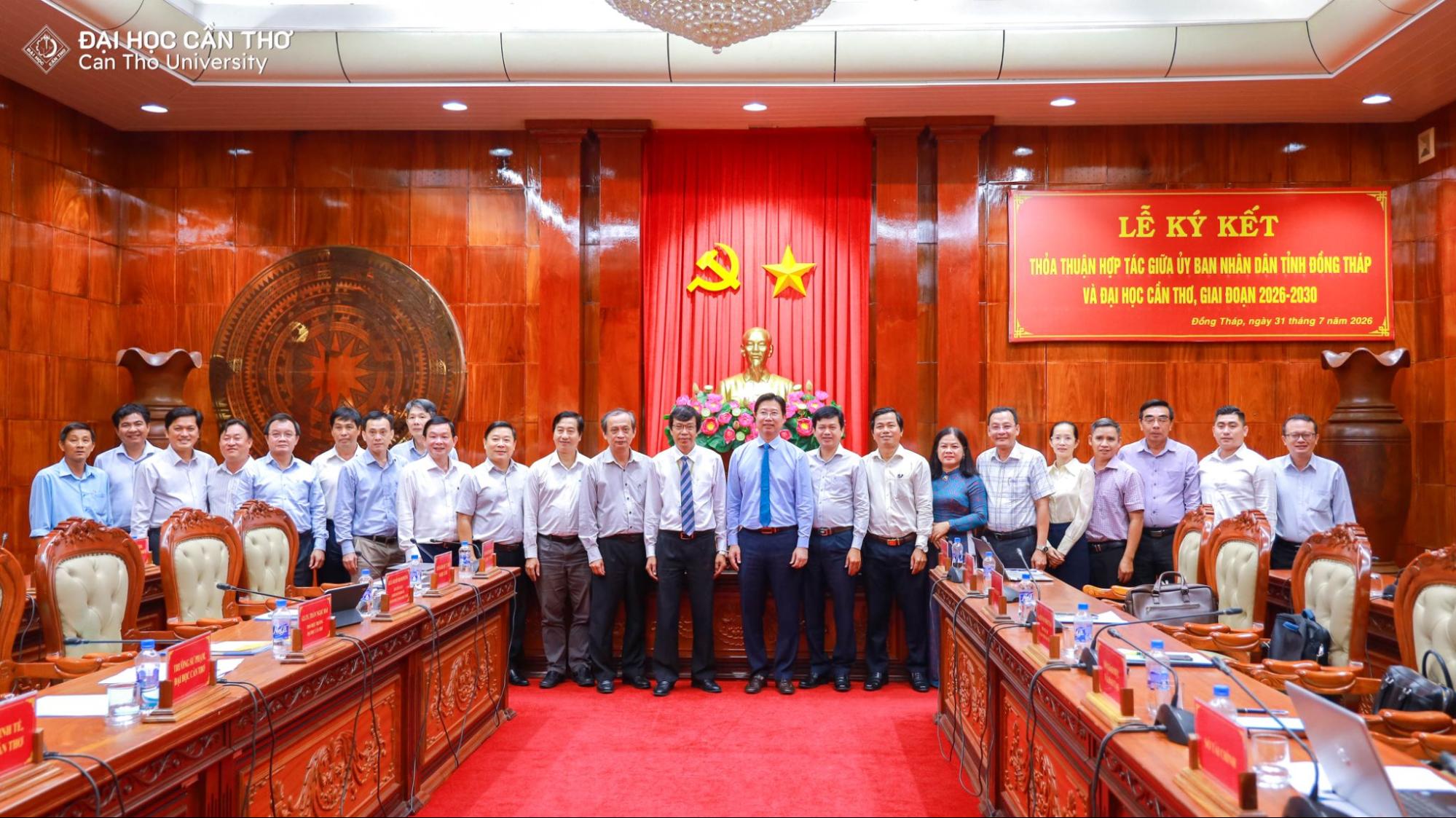 Đại học Cần Thơ ký kết hợp tác toàn diện với UBND tỉnh Đồng Tháp: Kiến tạo động lực phát triển bền vững cho Đồng…